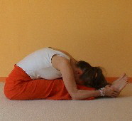 Bild "Yogakurse:Vorwaertsbeuge_ich.jpg"